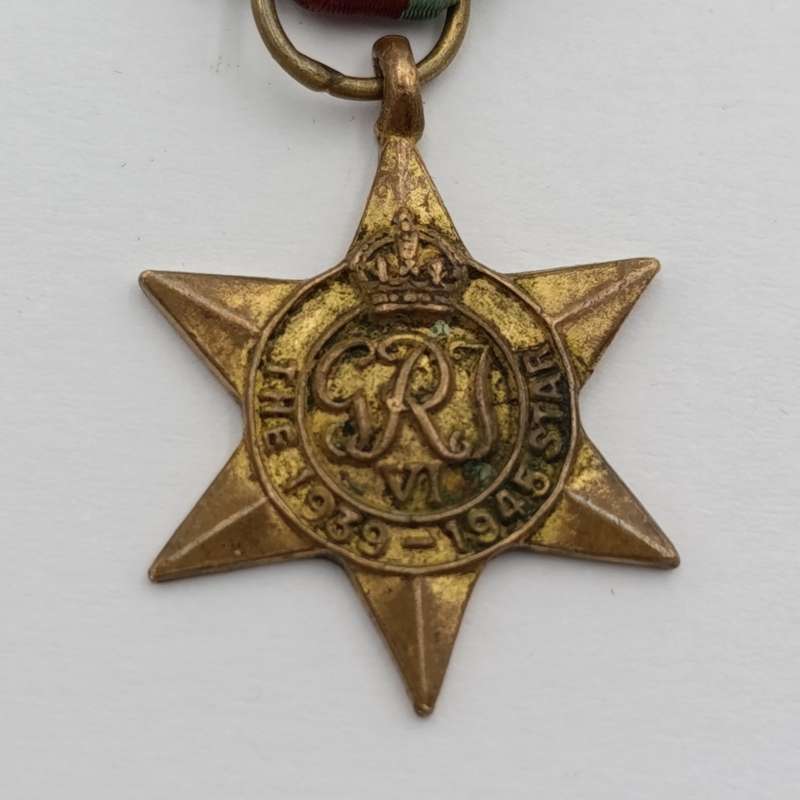 WW2 The 1939-1945 Star miniature medal
