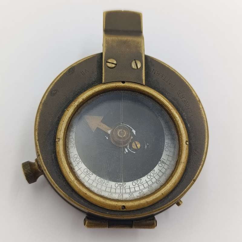 Antique WW1 Crushon and Emons London Compass in leather pouch marked Polley and Powell 1916