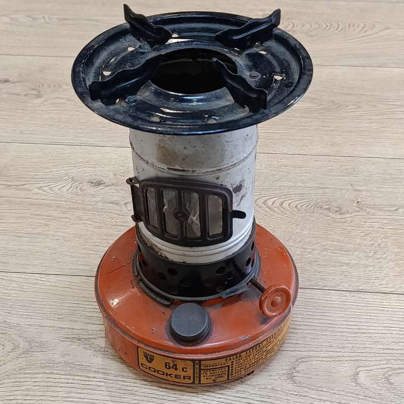 Vintage Valor 64 C paraffin camping cooker