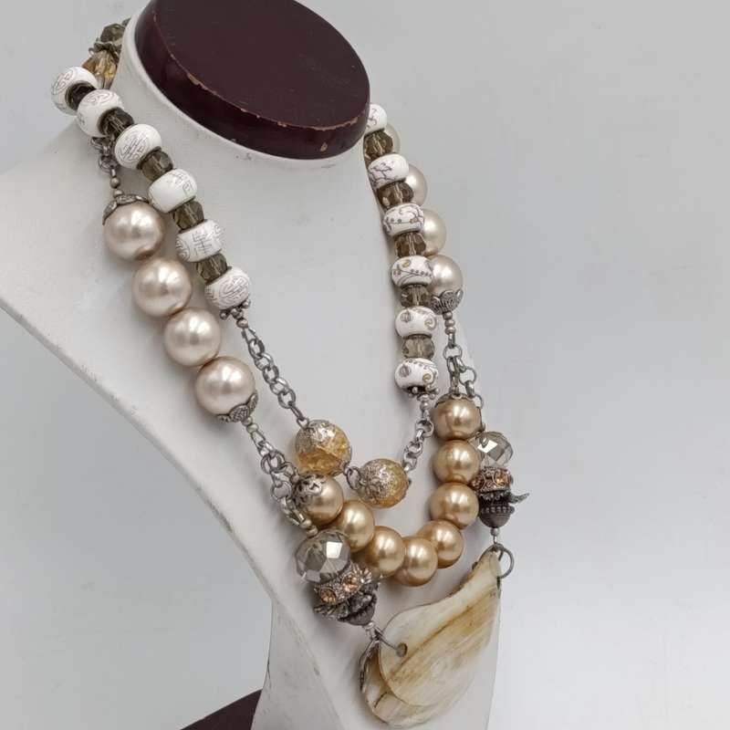 Troll beads necklace with shell - length 70cm