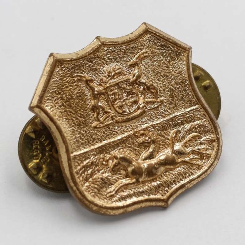 Lot of 2 different types of Durban Light infantry badges