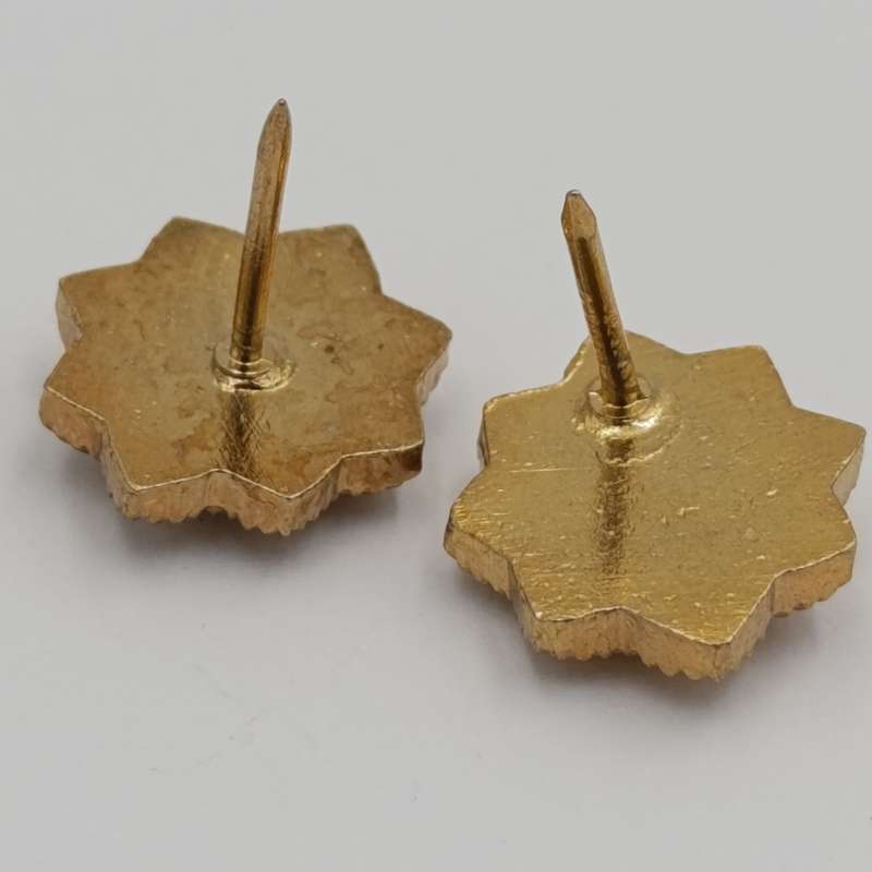 Pair of SA Police woman's collar badges - old type