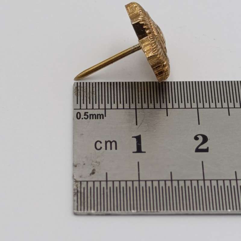 Pair of SA Police woman's collar badges - old type