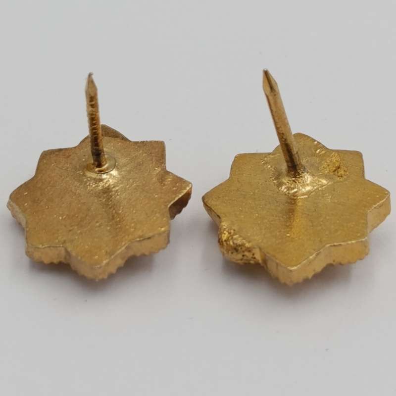 Pair of SA Police woman's collar badges - old type