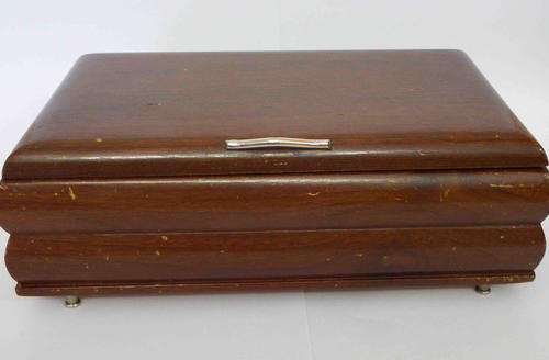 Vintage wooden Jewellery box - as per photo(price reduced with R55)