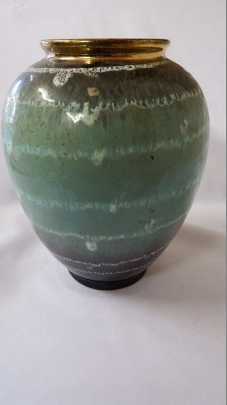 Carstens pottery - Germany - large pot marked 526 high quality - as per photo