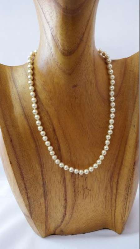 imitation pearls necklace 39.5 cm - as per photo