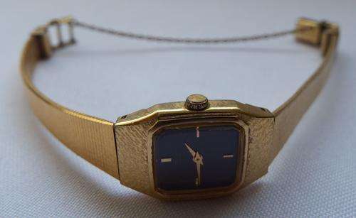 Vintage Seiko quartz ladies watch - as per photo