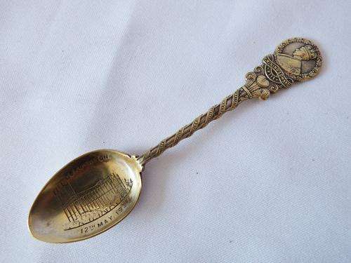 Edward the 8th coronation spoon - scarce - as per photo