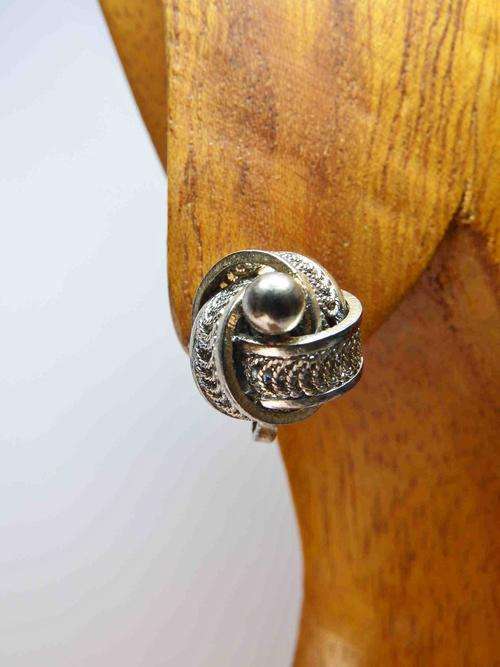 Beautiful silver color clip on earrings - as per photo