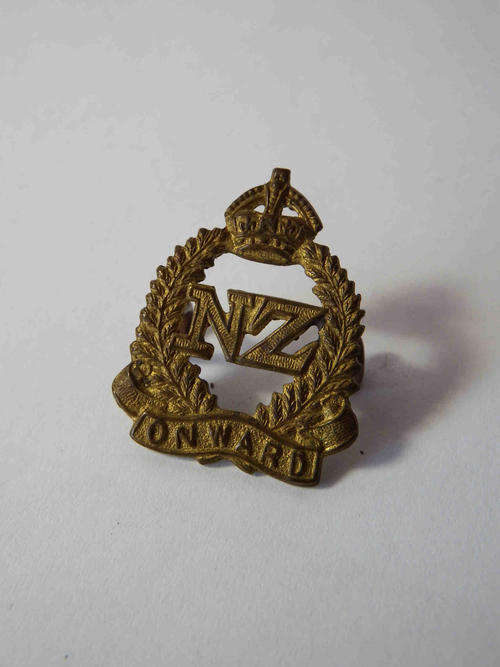 New Zealand expeditionary Force collar badge - as per photo