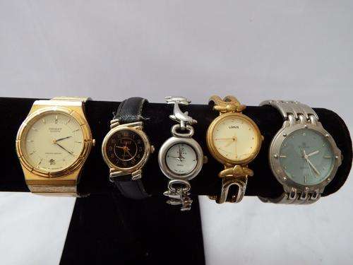 Lot of 5 watches - as per photo ( Not tested )