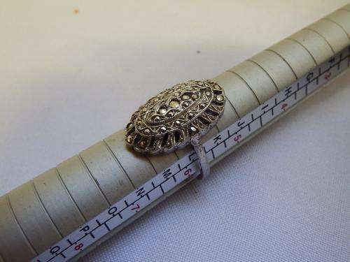 Vintage 925 silver Marcasite ring - weights 4.8 grams