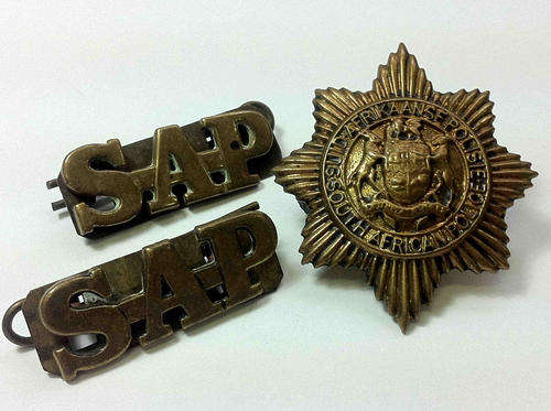 SA Police cap badge and shoulder titles
