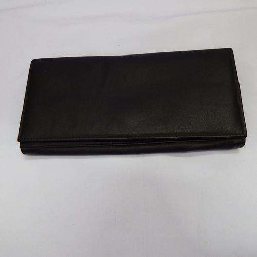 New black purse ( Beautiful item )