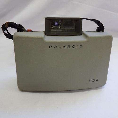 Polaroid 104 land camera