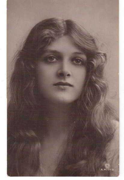 Post Card - Vintage photo of young woman - unused
