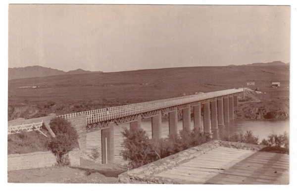 Post Card - Vintage photo of bridge, Aliwal North - Unused