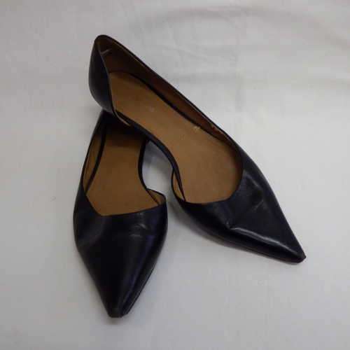 Woolworths leather uppers point flat shoes - Size : 8