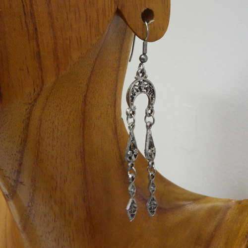 Pair of earrings