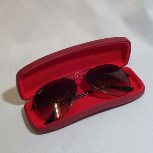 Ray-Ban Aviator sunglasses in case - secondhand