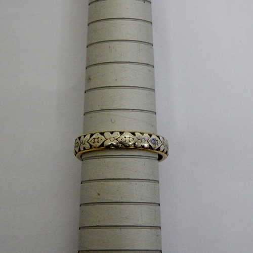 Antique Gold (9ct.) and Silver ring - Weighs : 2.6 g