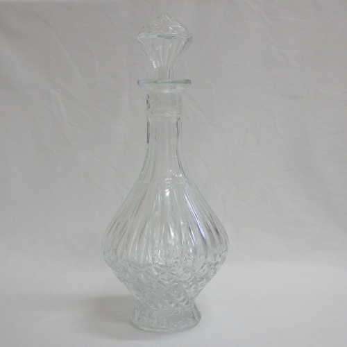Glass decanter