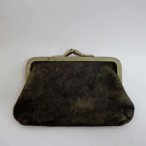 Vintage leather wallet / purse