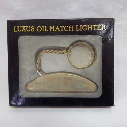 Vintage Luxus oil match lighter in original box - needs a new flint