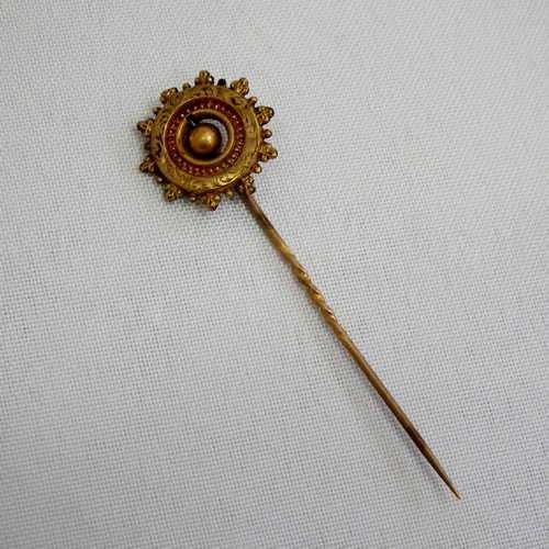 Antique gold tie pin - tests as 9kt - weighs: 2.1 g