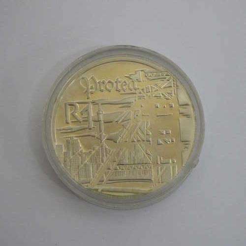 1999 RSA Silver Protea R1 proof - only 2617 minted - Small crack in capsule