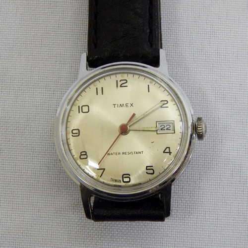 Vintage Timex manual wind unisex watch - Working