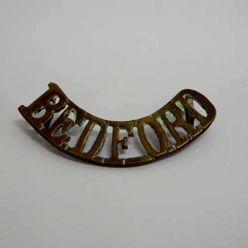 WW1 Bedfordshire regiment shoulder title