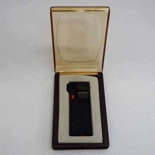 Nova Kingstar black lighter in box