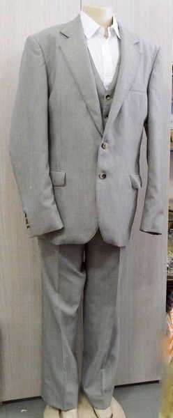 Hintongate export quality mens suit - waistcoat, jacket and pants - 55% polyester , 45% new wool