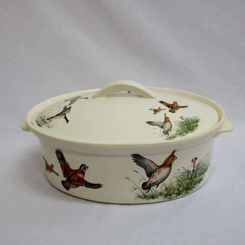 Villeroy Boch dish with lid - Made in Luxembourg