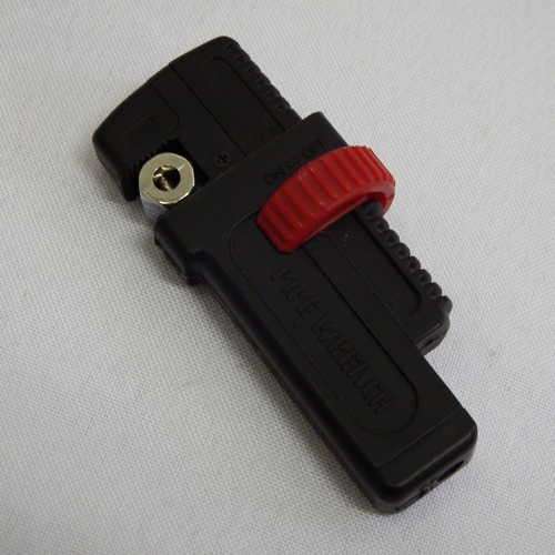 Vintage pipe wrench shaped piezo pocket lighter - not working