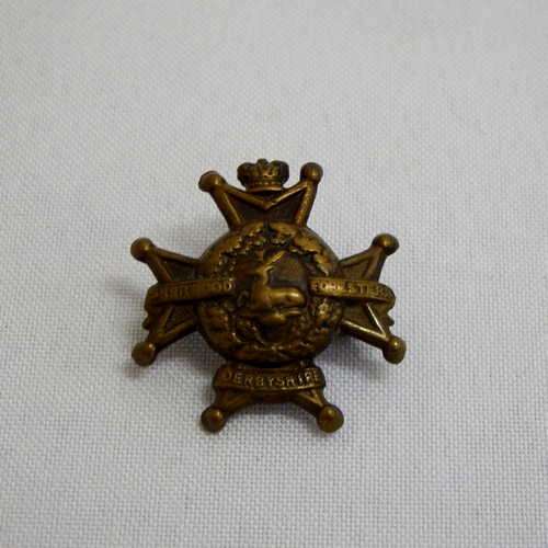 Boer War Victorian Derbyshire regiment Sherwood Foresters badge with lugs