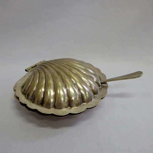 Silver plated butter dish in shape of shell with blue glass inner and silver plated knife