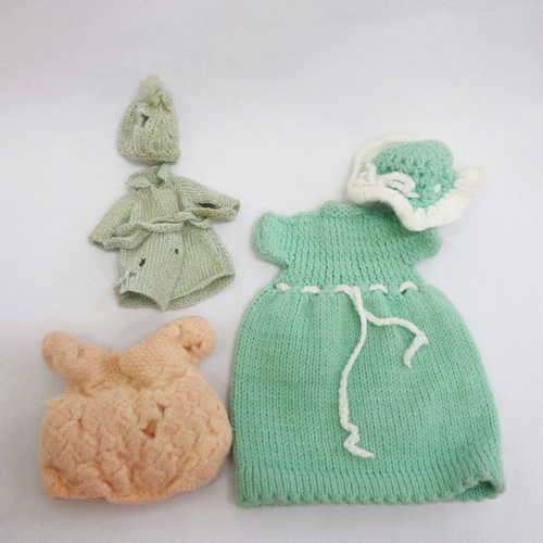 Lot of vintage knitted clothes - suitable for Barbie doll