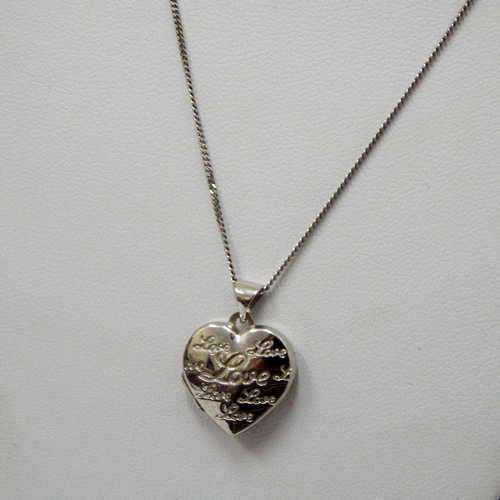 925 Silver necklace with silver heart locket - Weighs : 2.9 g