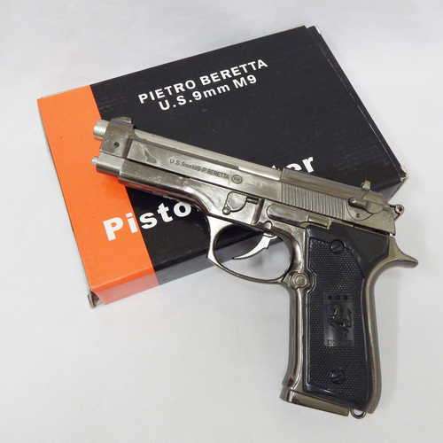 Vintage Pietro Beretta US 9mm M9 pistol electric lighter in original box