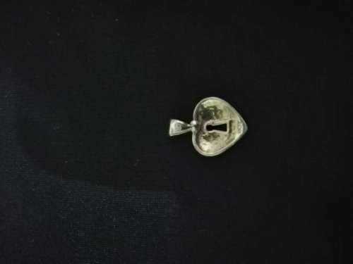 9ct gold heart locket pendant