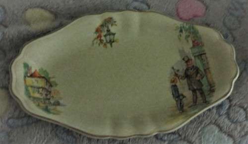 Cheese server