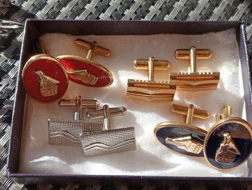 Cufflinks
