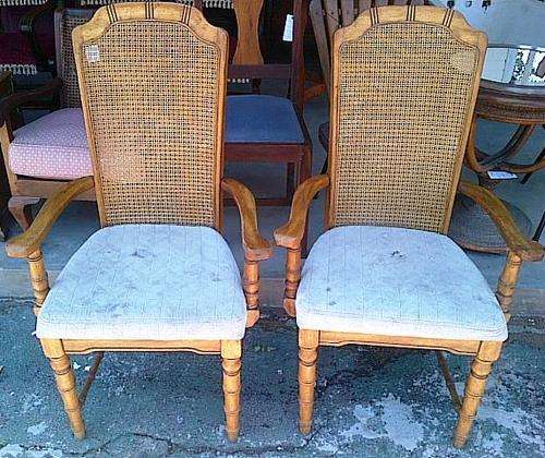 2 Chairs
