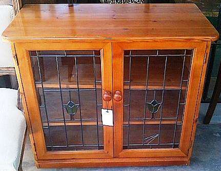 Lead light Cabinet