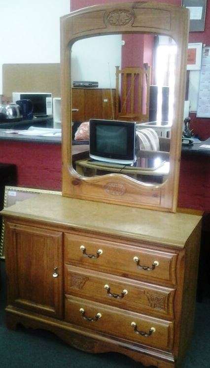 Dressing table with matching pedestals