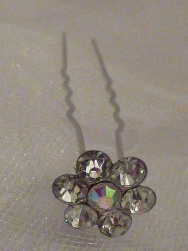 Set of 5 Diamante flower hair pins for Brides and Bridesmaids - Free parcel post