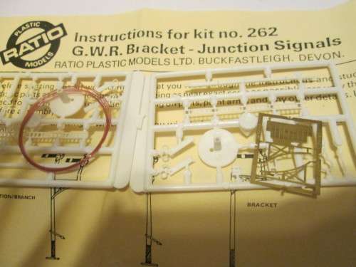 N GAUGE G.W.R. BRACKET JUNCTION SIGNALS